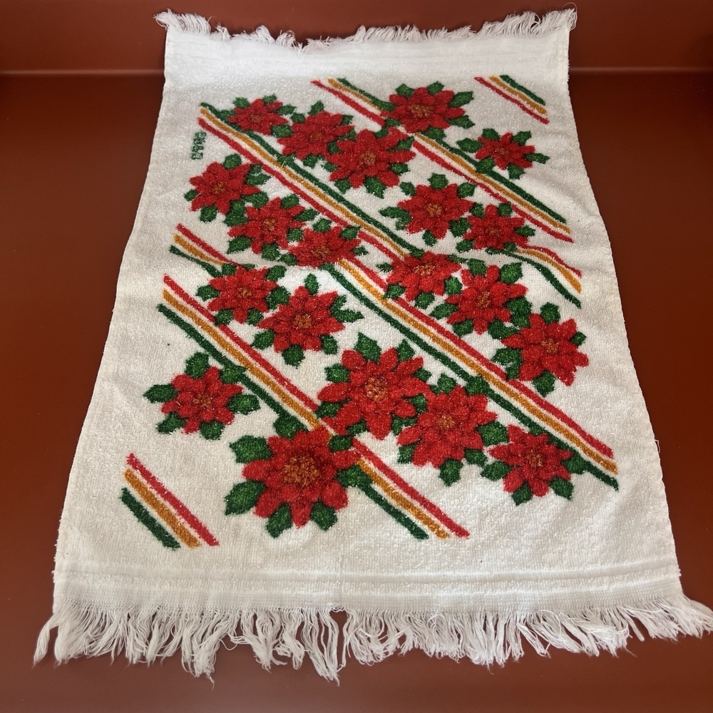 Vintage Hand Towel Christmas Poinsettia Holly Fringe Kitchen Decor USA